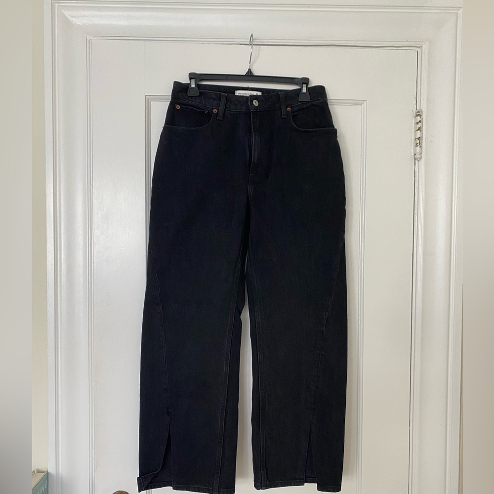 Abercrombie Curve Love High Rise 90s Relaxed Jean